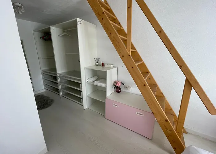 Mediterranean House - Habitaciones Privadas En Casa Compartida
