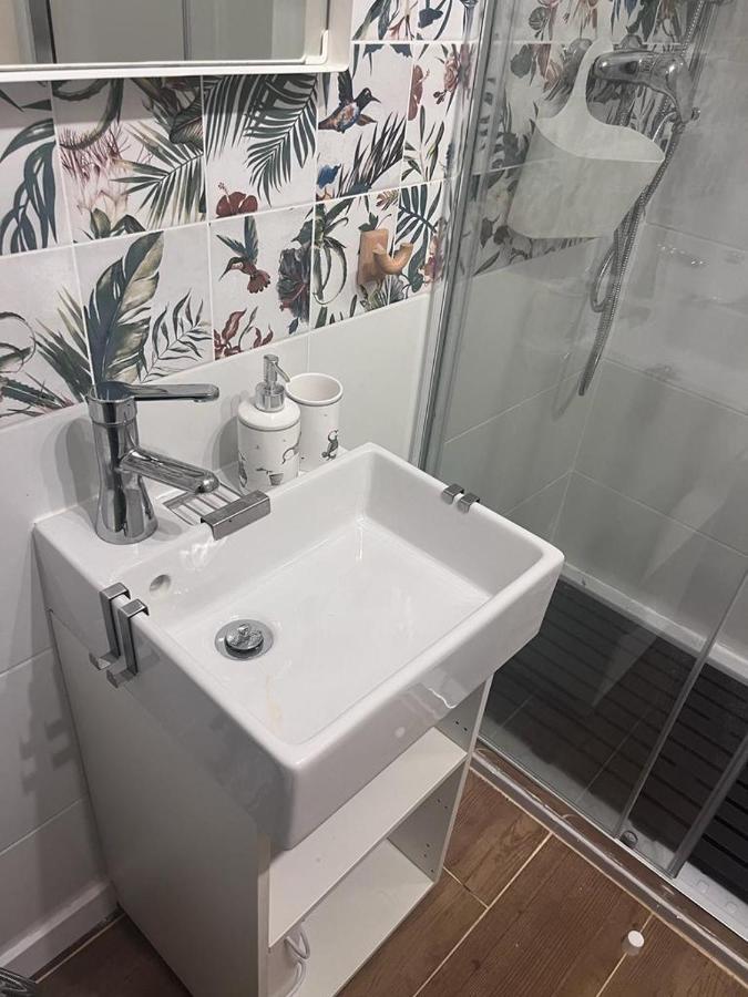 Mediterranean House - Privadas En Casa Compartida Alloggio in famiglia *