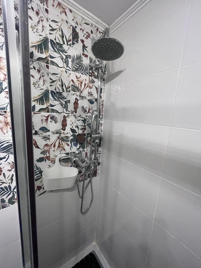 Mediterranean House - Privadas En Casa Compartida Alloggio in famiglia *