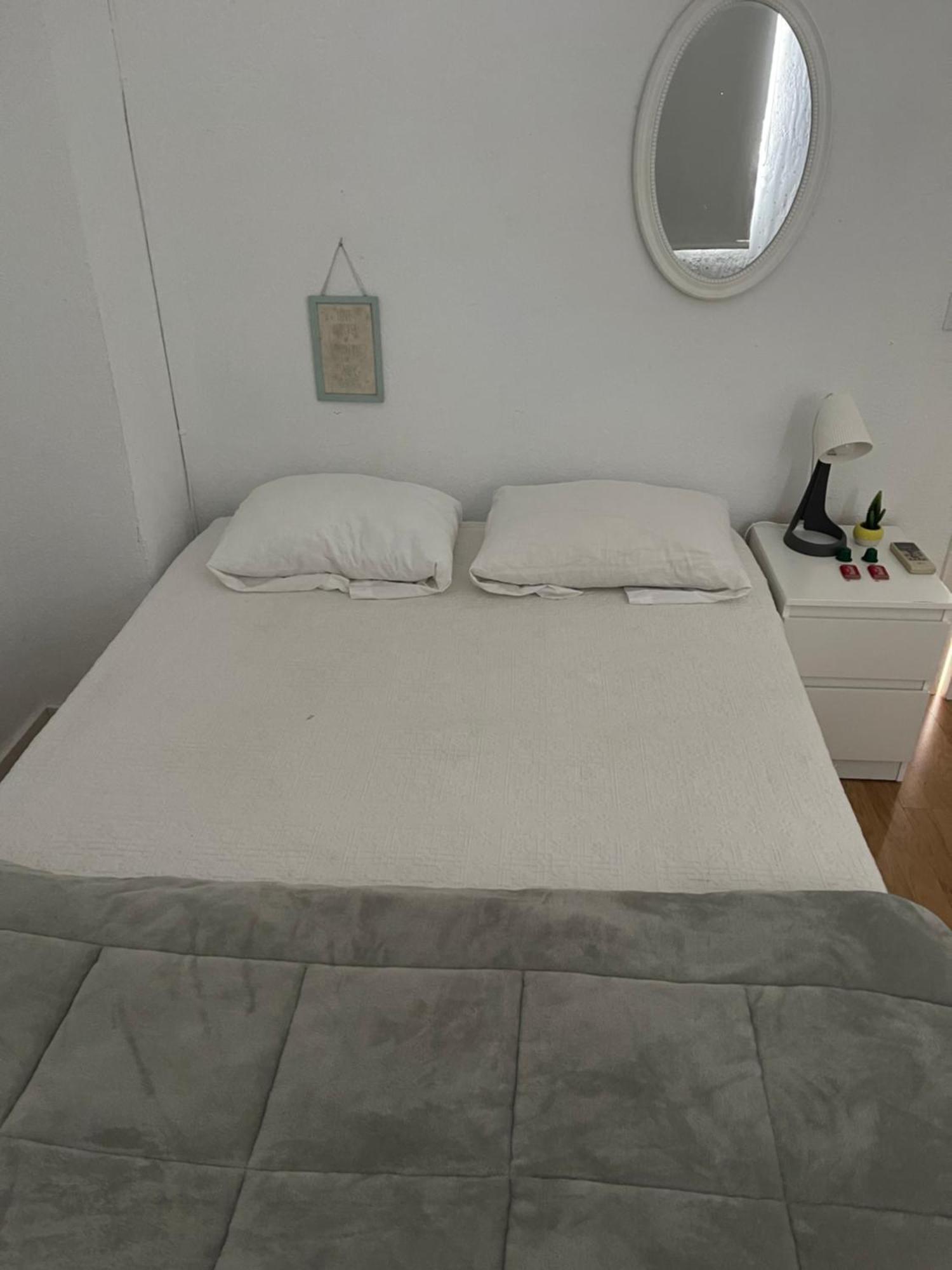 Mediterranean House - Privadas En Casa Compartida Alloggio in famiglia *